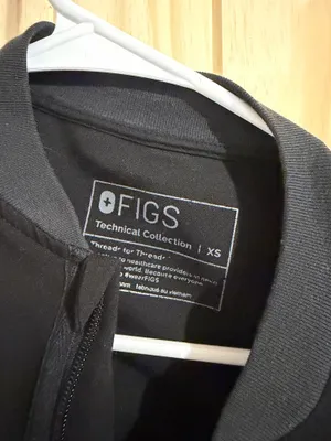 FIGS Scrub Jacket Black thumbnail 2