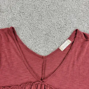 Altar’d State Cropped Top M Red V Neck Long Sleeve Ruffle Trim Pullover Blouse thumbnail 10