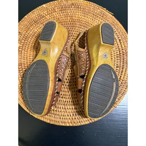 Ariat Brown Leather Laser Cut Floral Wedge Sandals Slingback Clogs Womens 9B thumbnail 7