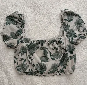 Abercrombie & Fitch Floral Linen Top thumbnail 1