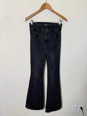 Free People We the Free Jayde Flare Jeans Charcoal Black Womens Size 27 thumbnail 2