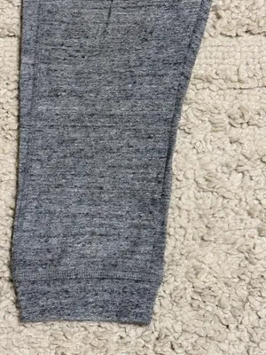 Women’s Nike Gym vintage Capri lightweight sweatpants size Large thumbnail 2