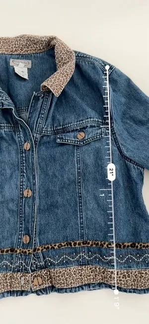 Y2K Vintage Western Country Boho Chic Leopard Print Beaded Trim Denim Jacket thumbnail 3