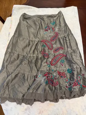 Carole Little Vintage 100% silk embroidered skirt thumbnail 1