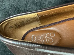 Franco Sarto Brown Patent Leather Lug Sole Penny Loafers Size 9.5M thumbnail 5
