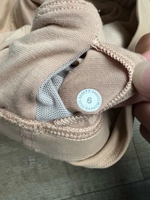 Lululemon Energy Longline Bra Sz 6 in Tan Beige Color thumbnail 9