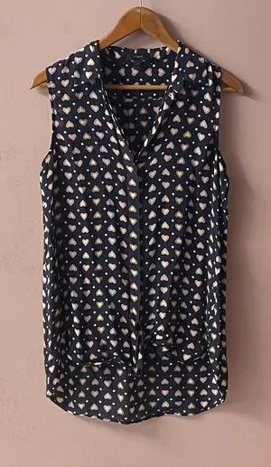 J. Crew Dark Navy Heart Print Blouse Size 4 thumbnail 1