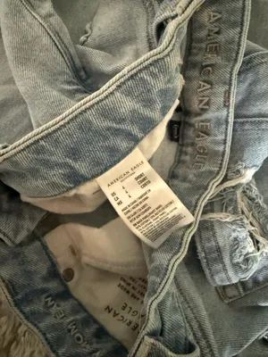 American Eagle Jeans Mom thumbnail 4