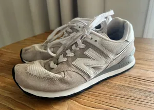 New Balance 574 Shoes thumbnail 1