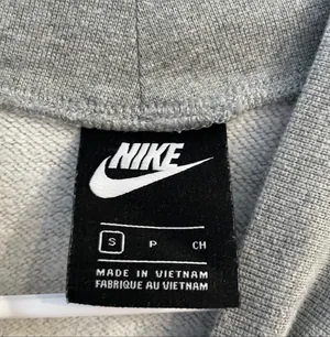 Nike Vintage Cropped High Neck Sweatshirt thumbnail 3