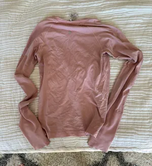 Lululemon Swiftly Tech Long Sleeve thumbnail 3