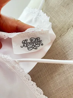 Vintage body chic White Lace Trim bejeweled pearl detail Satin Camisole thumbnail 4