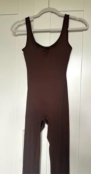 Amazon Brown Flare Cut-Out Jumpsuit thumbnail 2