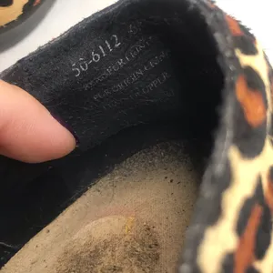 Bella Vita "Reese" Black Leather And Animal Print Fur Slip On Loafer Shoes (6) thumbnail 12