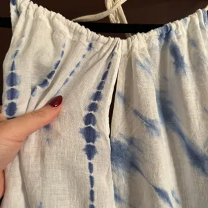 FREE PEOPLE Moody Blues Blue and White Tie Dye Balloon Leg Jumpsuit extra Small thumbnail 3