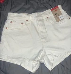 Levi's Women's 501 Original Shorts Sz 28 thumbnail 10