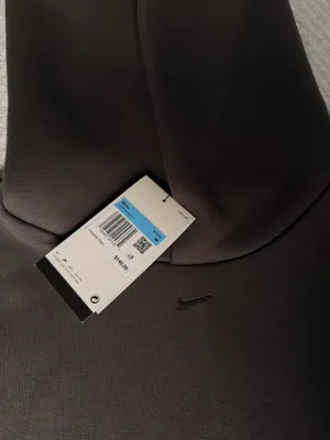 Nike Oversized Tech Fleece Crop Hoodie thumbnail 3