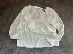Vestique White Ruffle Top thumbnail 2