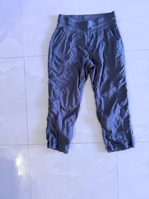 The North Face Women's Aphrodite Capris Gray Pockets Size XS/PT Elastic Waist thumbnail 15