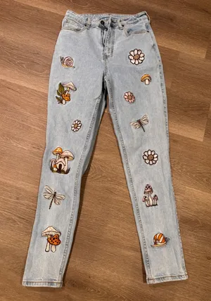 Cottagecore Mushroom Embroidered Light‎ Wash High Rise Straight Leg Jeans Womens thumbnail 1