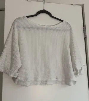 Caution to the Wind White top thumbnail 1