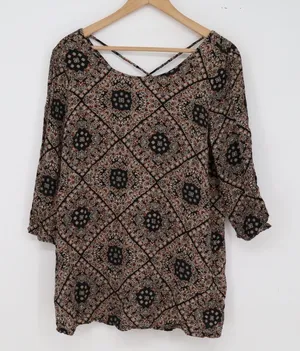 Forever 21 Blouse Womens XL Medallion Print Black Strappy Back Excellent thumbnail 1