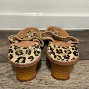 Jack Rogers Jacks Sandals Haircalf Flat Padded Thong 1/2” Heel Leopard Print 8 thumbnail 4