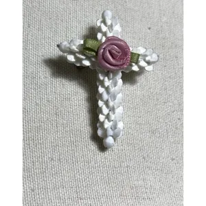 Vintage Religious Jesus Cross Christianity White Beaded Rose Brooch Sz 2” thumbnail 2