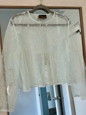 Virgo Fairy Girl Blouse Small Pale Green Flower detail Boho Romantic Cottagecore thumbnail 1