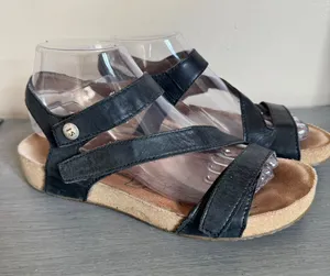 Josef Seibel Womens Black Leather Tonga Sandals EU 39 US 8.5 thumbnail 1