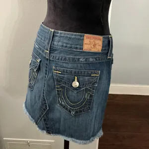 TRUE RELIGION MINI DENIM SKIRT 🔥🔥🔥 thumbnail 2