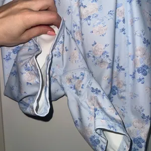 LoveShackFancy Atticus Floral Romper size‎ XS thumbnail 8