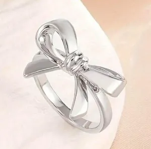 NEW Size 8 silver bow ring, coquette bow jewelry, trendy bow ring thumbnail 3