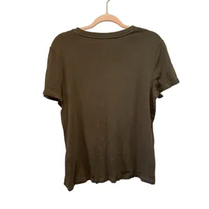 Gap Canyon Green Crop Pocket Tee‎ Women's Medium Short Sleeve Crewneck Basic thumbnail 2