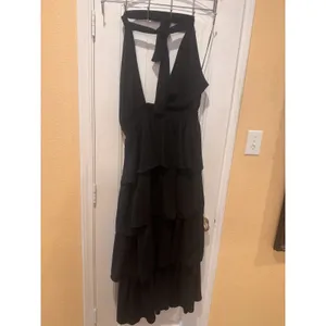 ENDLESS ROSE BLACK TIEREDDress Size 12 thumbnail 3