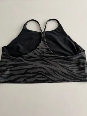 Old Navy Powersoft sports bra XXL zebra print thumbnail 2