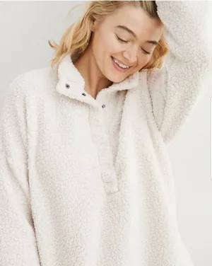 Aerie Oversized Cloud Sherpa Quarter Snap Pullover Size Medium New with tag thumbnail 1