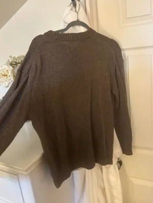 Hnm Sweater thumbnail 3