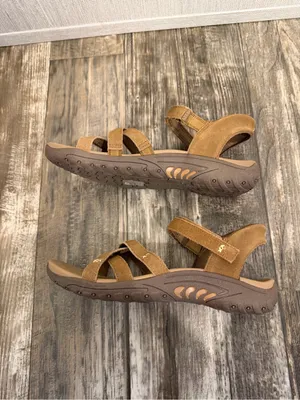 Skechers Women’s Brown Suede Strappy Outdoor Sandals Size 8.5 thumbnail 11
