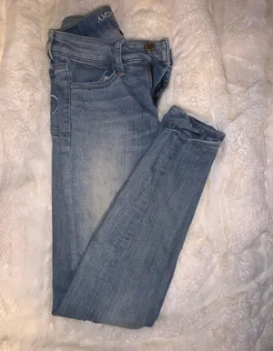 American Eagle Jeans thumbnail 3