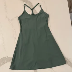 Outdoor Voices Exercise Dress Women’s Small Evergreen Built in Shorts Athleisure thumbnail 6