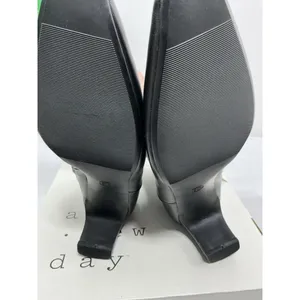 Womans New A New Day Tigris Ankle Boots Size 6.5 Black Kitten Heel Side Zip thumbnail 5