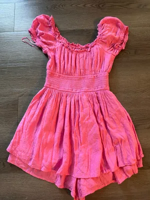 Princess Polly pink romper  thumbnail 3