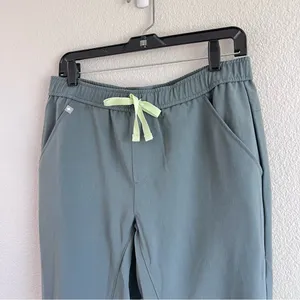 FIGS‎ Women's Zamora Jogger Scrub Pants™ Bonsai thumbnail 2