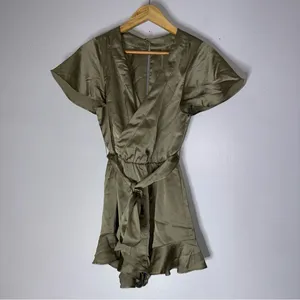show me your mumu XS Say I Do Short Romper‎ Mass Green Satin thumbnail 3