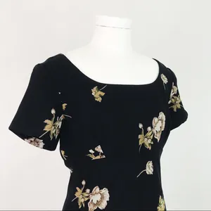 Vintage Ann Taylor Botanical Dress in Black | Size 6 thumbnail 9