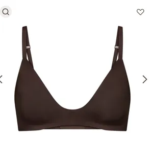 SKIMS Bra thumbnail 1