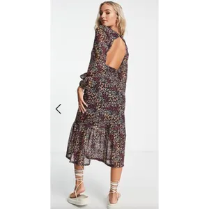 ASOS The Frolic Square Neck Midi Tea Dress With Mesh Sleeves Ditsy Floral Size 6 thumbnail 2