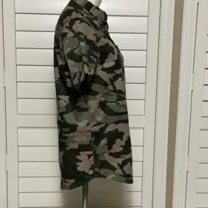 Carbon Green thumbnail 2