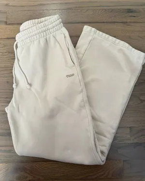 Aritzia Sweats thumbnail 1